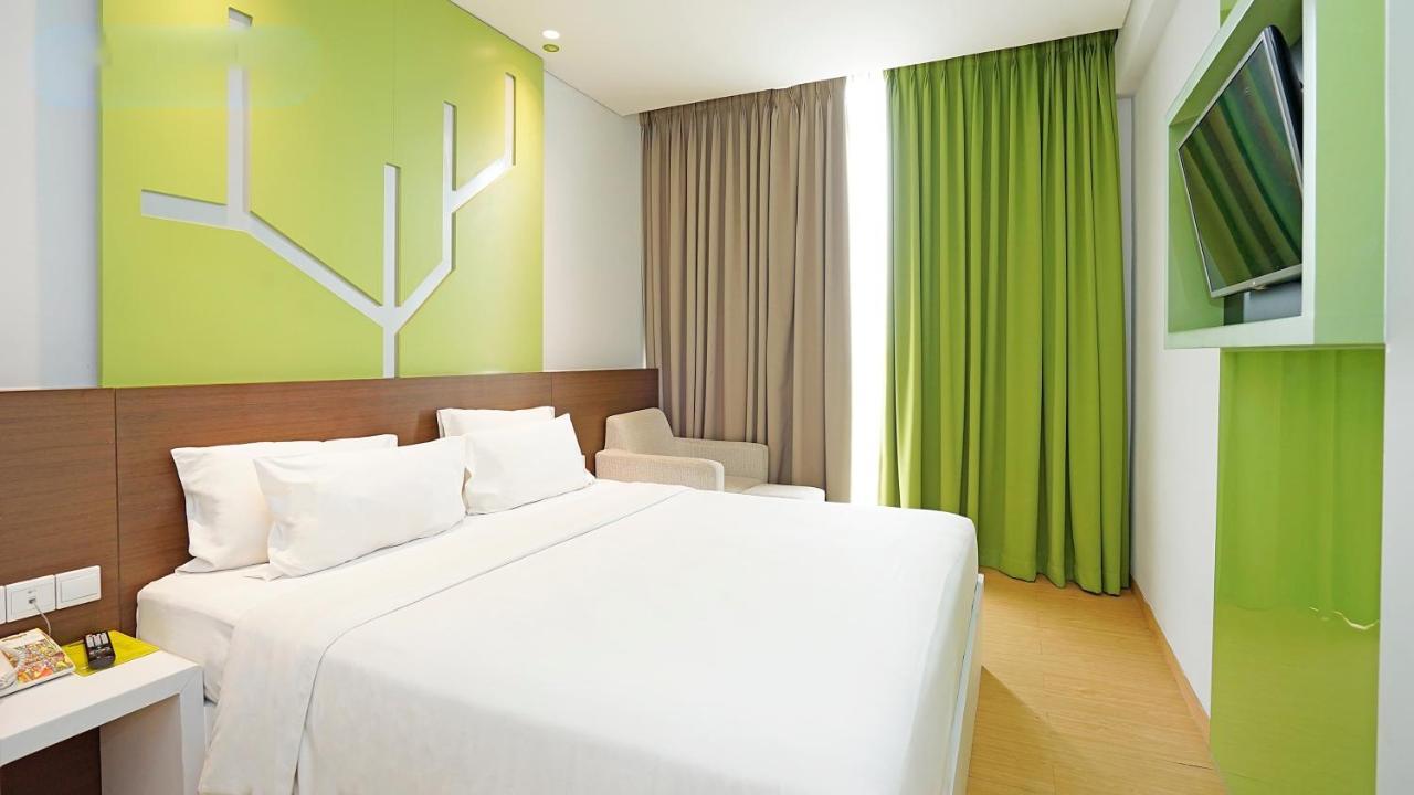 Maxonehotels.Com At Pemuda Jakarta Exteriör bild