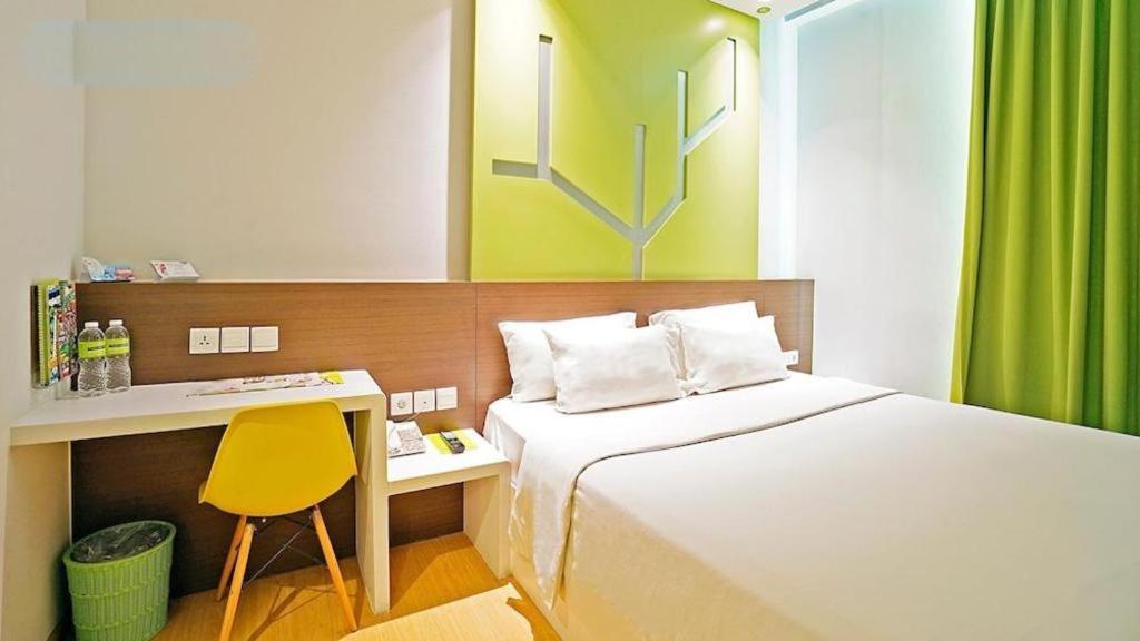 Maxonehotels.Com At Pemuda Jakarta Exteriör bild